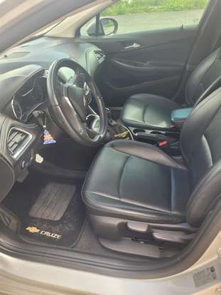 CHEVROLET-CRUZE-2018