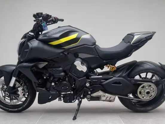 DUCATI-DIAVEL V4 DUCATI-DIAVEL V4-2026