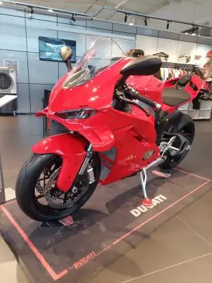 DUCATI-PANIGALE V4-2026