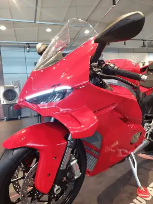 DUCATI-PANIGALE V4-2026