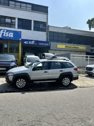 FIAT PALIO 1.8 MPI ADVENTURE WEEKEND 16V FLEX 4P AUTOMATIZADO FIAT PALIO 1.8 MPI ADVENTURE WEEKEND 16V FLEX 4P AUTOMATIZADO
