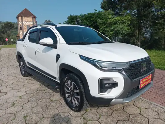 FIAT-STRADA-2023