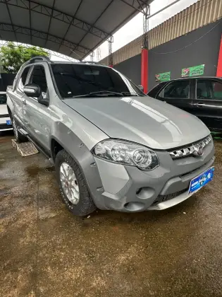 FIAT STRADA 1.8 MPI ADVENTURE CD 16V FLEX 2P MANUAL