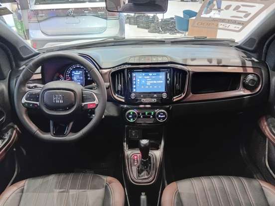 FIAT-STRADA-2023