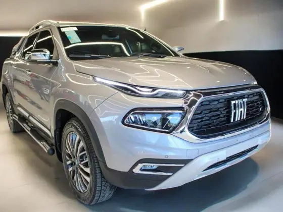 FIAT TORO 2.2 TURBO DIESEL RANCH 4WD AT9