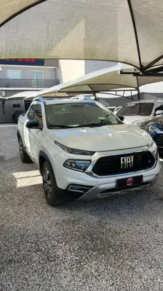 FIAT TORO 2.2 TURBO DIESEL VOLCANO 4WD AT9