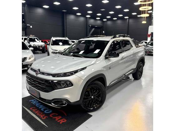 FIAT TORO 2.0 16V TURBO DIESEL VOLCANO 4WD AT9