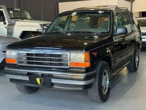 FORD EXPLORER 4.0 XLT 4X2 V6 GASOLINA 4P MANUAL