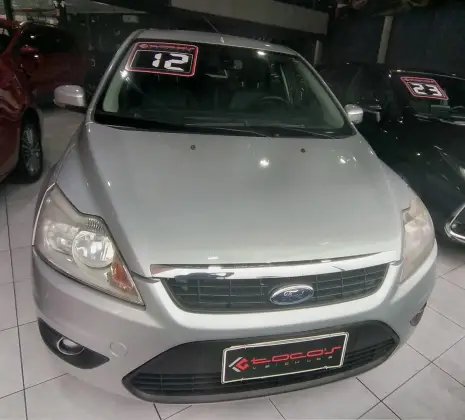 FORD FOCUS 2.0 GHIA 16V FLEX 4P AUTOMÁTICO