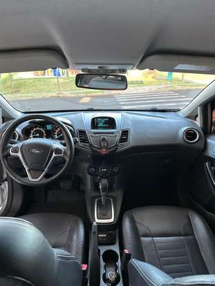 FORD-FIESTA-2015