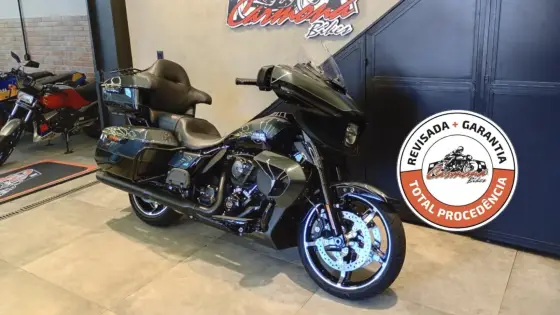 HARLEY-DAVIDSON STREET GLIDE ULTRA 