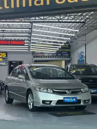 HONDA CIVIC 1.8 LXS 16V FLEX 4P MANUAL