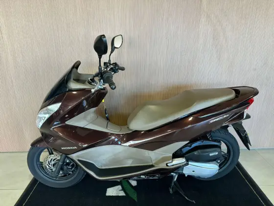 HONDA PCX DLX 