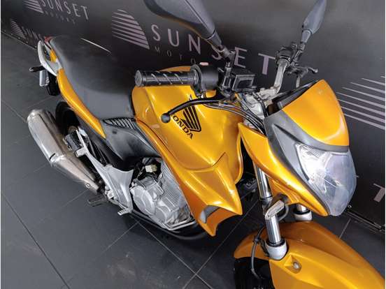 HONDA-CB 300R HONDA-CB 300R-2011