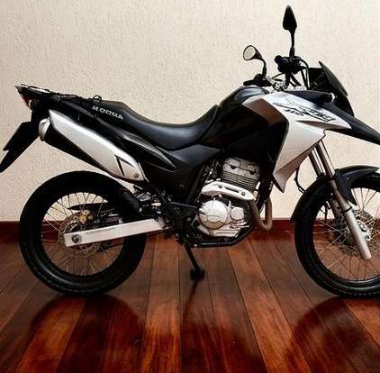 HONDA-XRE 300-2017