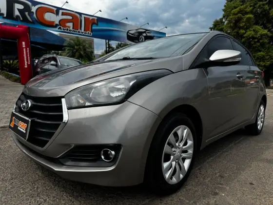 HYUNDAI HB20 1.0 COMFORT 12V FLEX 4P MANUAL HYUNDAI HB20 1.0 COMFORT 12V FLEX 4P MANUAL