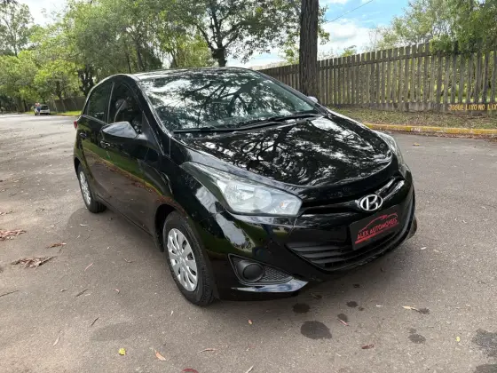 HYUNDAI HB20 1.6 COMFORT PLUS 16V FLEX 4P MANUAL HYUNDAI HB20 1.6 COMFORT PLUS 16V FLEX 4P MANUAL