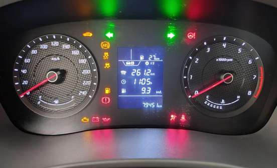 HYUNDAI-HB20S-2023