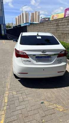 HYUNDAI-HB20S-2013