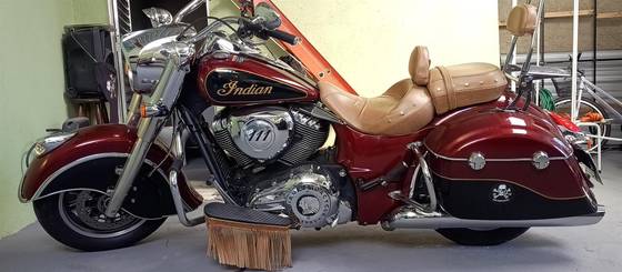 INDIAN CHIEF CLASSIC 