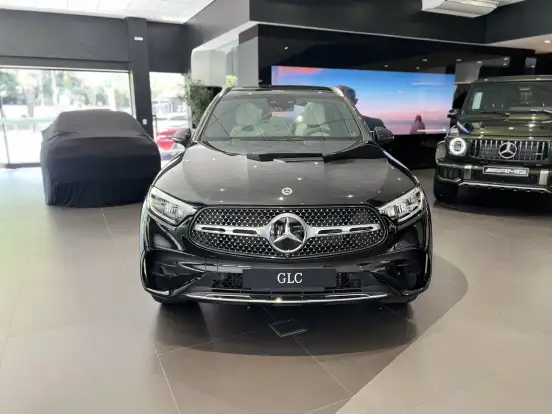 MERCEDES-BENZ-GLC 300-2025