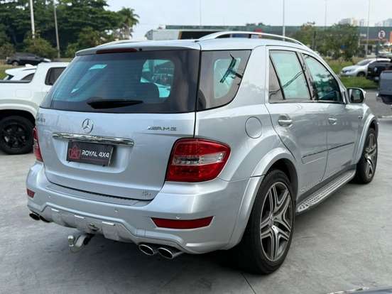 MERCEDES-BENZ-ML 63 AMG-6.2 V8 32V GASOLINA 4P AUTOMÁTICO MERCEDES-BENZ-ML 63 AMG-2010