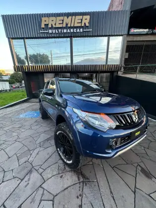 MITSUBISHI L200 TRITON 2.4 16V TURBO DIESEL GLS CD 4X4 AUTOMÁTICO