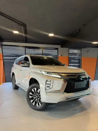 MITSUBISHI PAJERO SPORT 2.4 16V MIVEC TURBO DIESEL HPE AWD AUTOMÁTICO