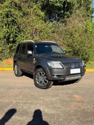 MITSUBISHI PAJERO TR4 2.0 4X2 16V 140CV FLEX 4P MANUAL