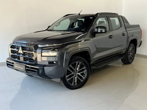 MITSUBISHI TRITON 2.4 BITURBO DIESEL CD KATANA SR80 4X4 AUTOMÁTICO