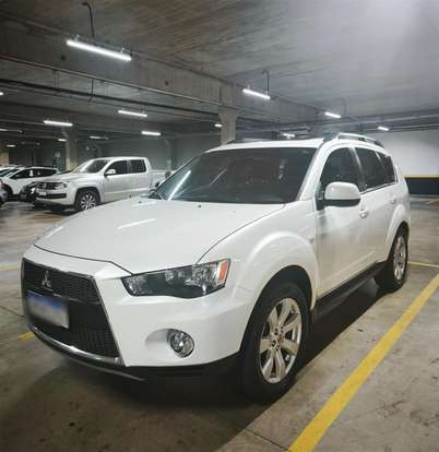 MITSUBISHI-OUTLANDER-3.0 4X4 V6 24V GASOLINA 4P AUTOMÁTICO MITSUBISHI-OUTLANDER-2012
