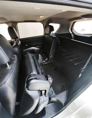 MITSUBISHI-OUTLANDER-2012