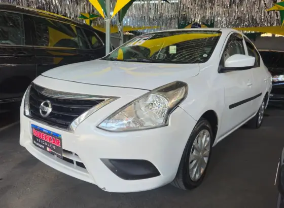 NISSAN VERSA 1.0 12V FLEX 4P MANUAL