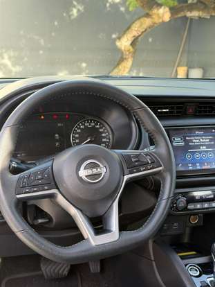NISSAN-KICKS-2023