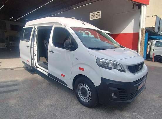 PEUGEOT-EXPERT-2021
