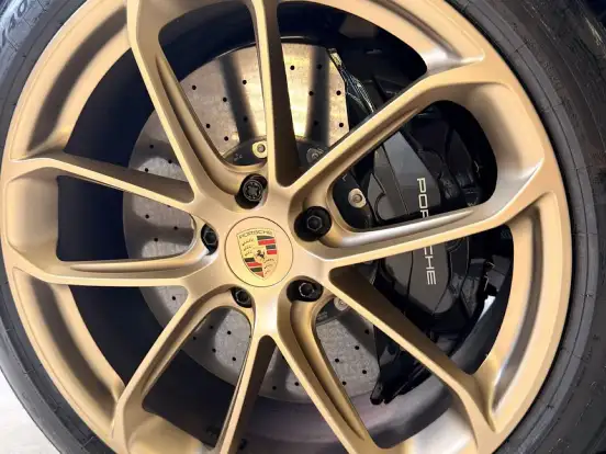 PORSCHE-CAYENNE-2025