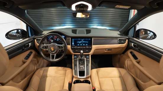 PORSCHE-MACAN-2020