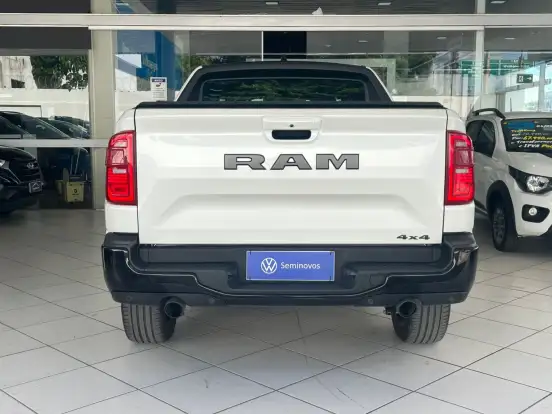 RAM-RAMPAGE-2.0 HURRICANE 4 TURBO GASOLINA R/T 4X4 AUTOMÁTICO RAM-RAMPAGE-2025