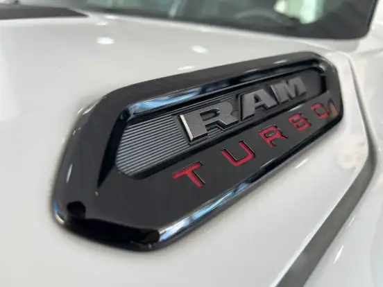 RAM-RAMPAGE-2.0 HURRICANE 4 TURBO GASOLINA R/T 4X4 AUTOMÁTICO RAM-RAMPAGE-2025