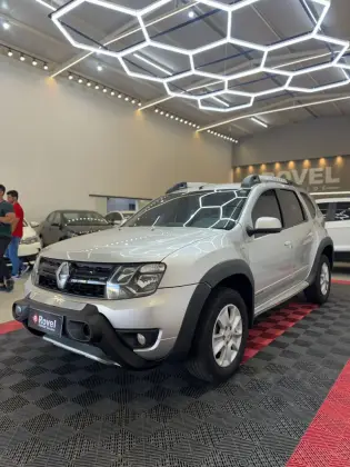 RENAULT DUSTER 2.0 DYNAMIQUE 4X2 16V FLEX 4P AUTOMÁTICO RENAULT DUSTER 2.0 DYNAMIQUE 4X2 16V FLEX 4P AUTOMÁTICO