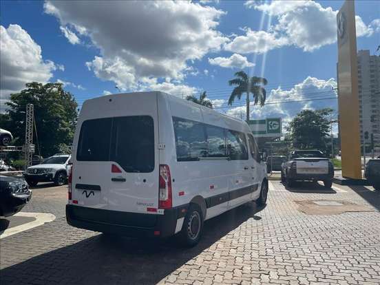 RENAULT-MASTER-2.3 DCI DIESEL MINIBUS EXECUTIVE 16L L3H2 3P MANUAL RENAULT-MASTER-2026