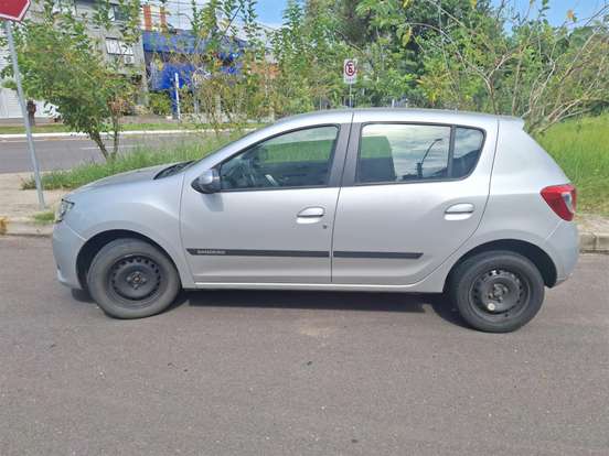 RENAULT-SANDERO-1.6 EXPRESSION 8V FLEX 4P MANUAL RENAULT-SANDERO-2015