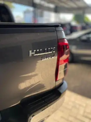 TOYOTA-HILUX-2020