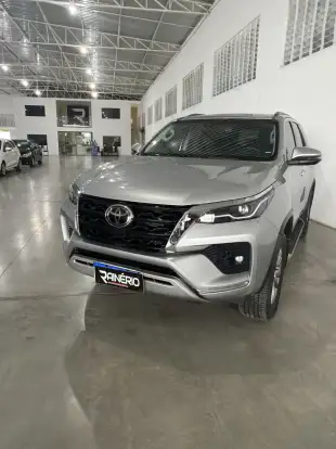TOYOTA-HILUX SW4-2021
