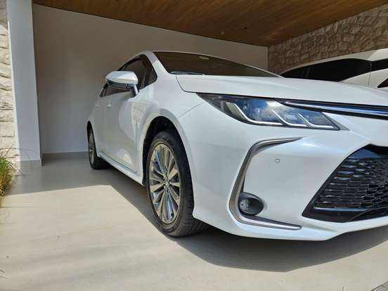TOYOTA-COROLLA-2023