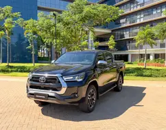 TOYOTA HILUX 2.8 D-4D TURBO DIESEL CD SRX LIMITED 4X4 AUTOMÁTICO TOYOTA HILUX 2.8 D-4D TURBO DIESEL CD SRX LIMITED 4X4 AUTOMÁTICO