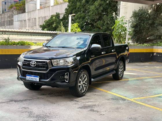 TOYOTA HILUX 2.8 SRV 4X4 CD 16V DIESEL 4P AUTOMÁTICO