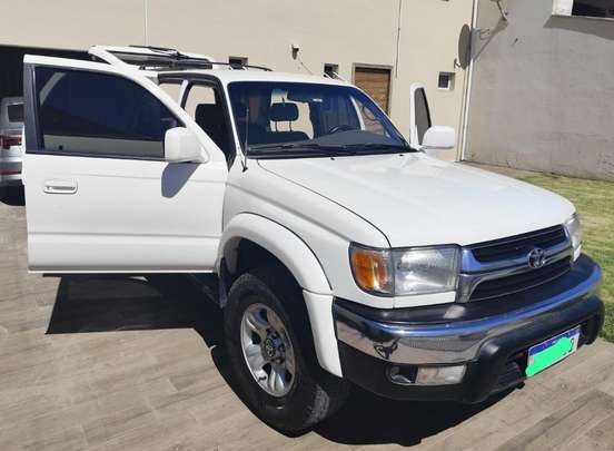TOYOTA-HILUX SW4-2001