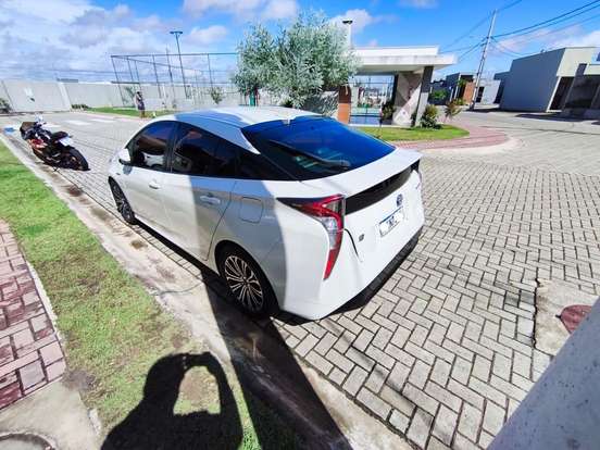 TOYOTA-PRIUS-1.8 16V HÍBRIDO 4P AUTOMÁTICO TOYOTA-PRIUS-2017