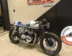 TRIUMPH BONNEVILLE T 100 865 TRIUMPH BONNEVILLE T 100 865